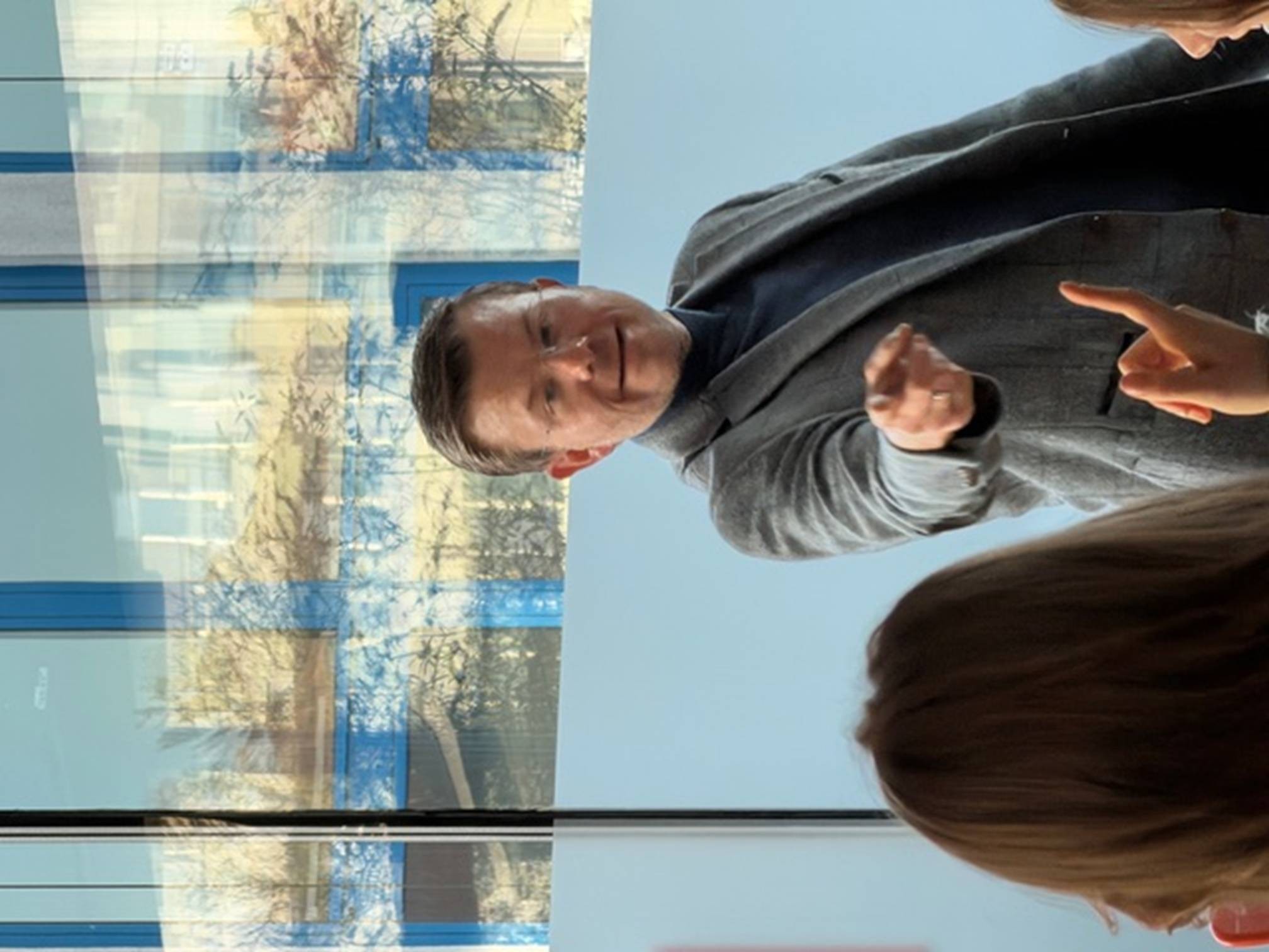 Besuch des OBs in Nürnberg vor 80 interessierten Schüler*innen